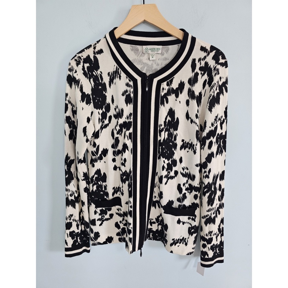 Austin Reed Women Cardigan Sweater Size Medium Abstract Floral B/W‎  Zip Front